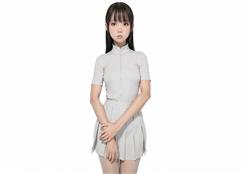 清新来袭！站姿女孩人物模型，简约穿搭尽显青春少女气质