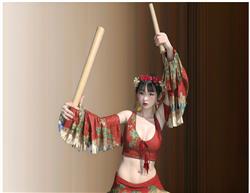 打鼓美女人物SU模型
